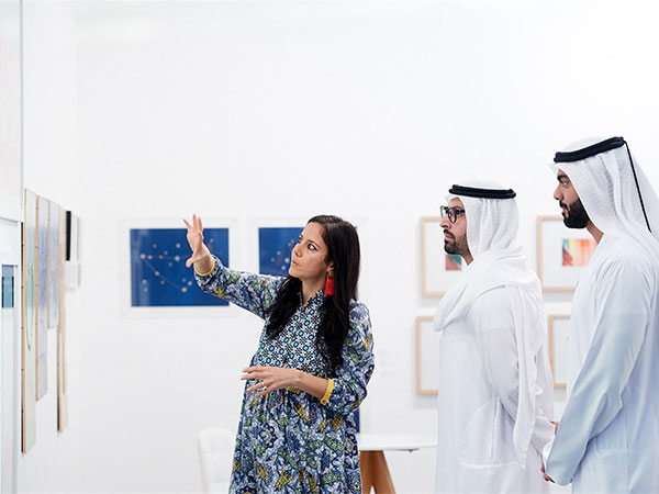 "أسبوع الفنون" يختتم أعماله بمبيعات تتجاوز 467 ألف درهم إماراتي